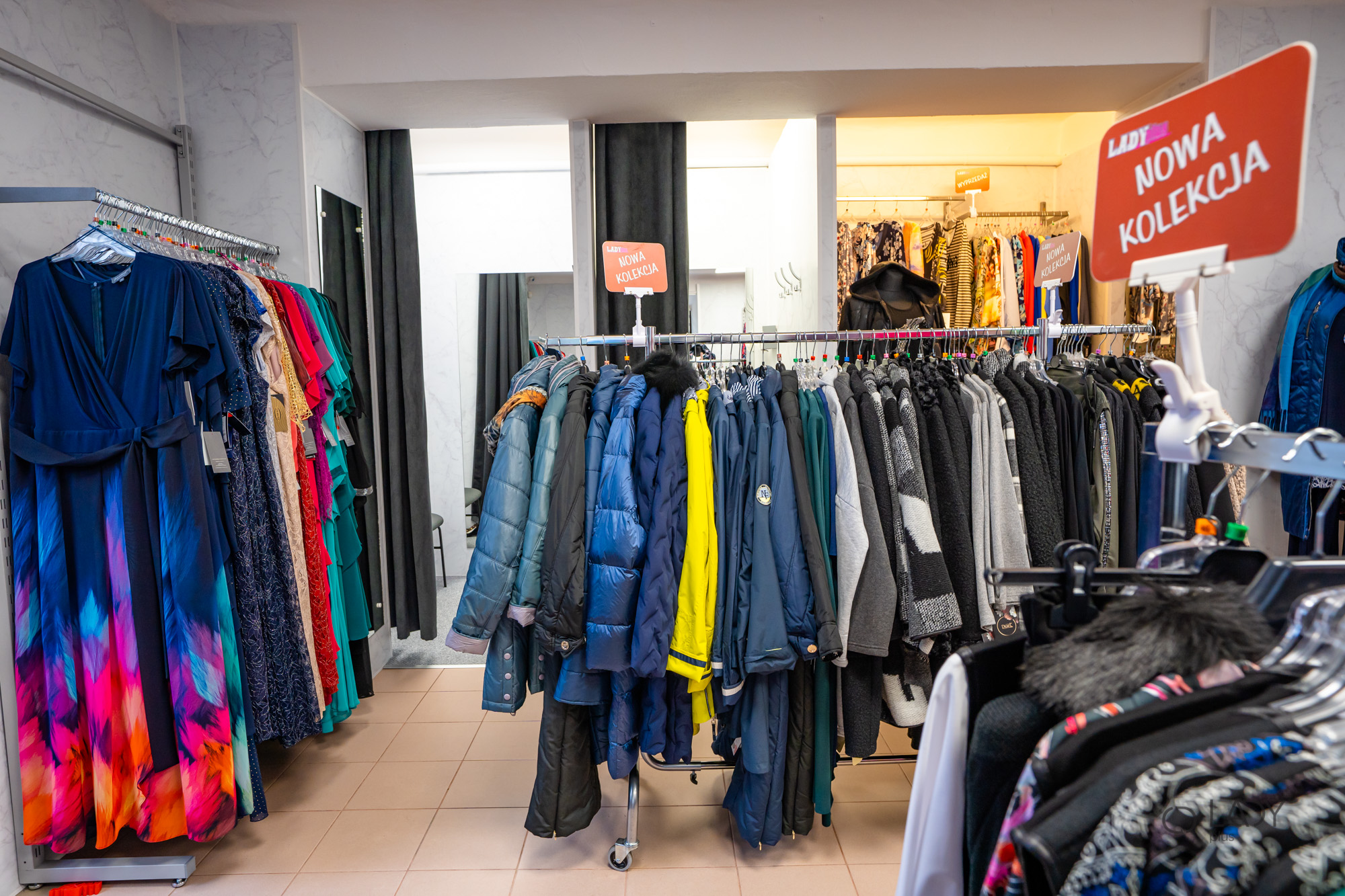 Boutiques XL moteriški drabužiai dideliais dydžiais nėščiųjų drabužiai Rzeszów Lenkija